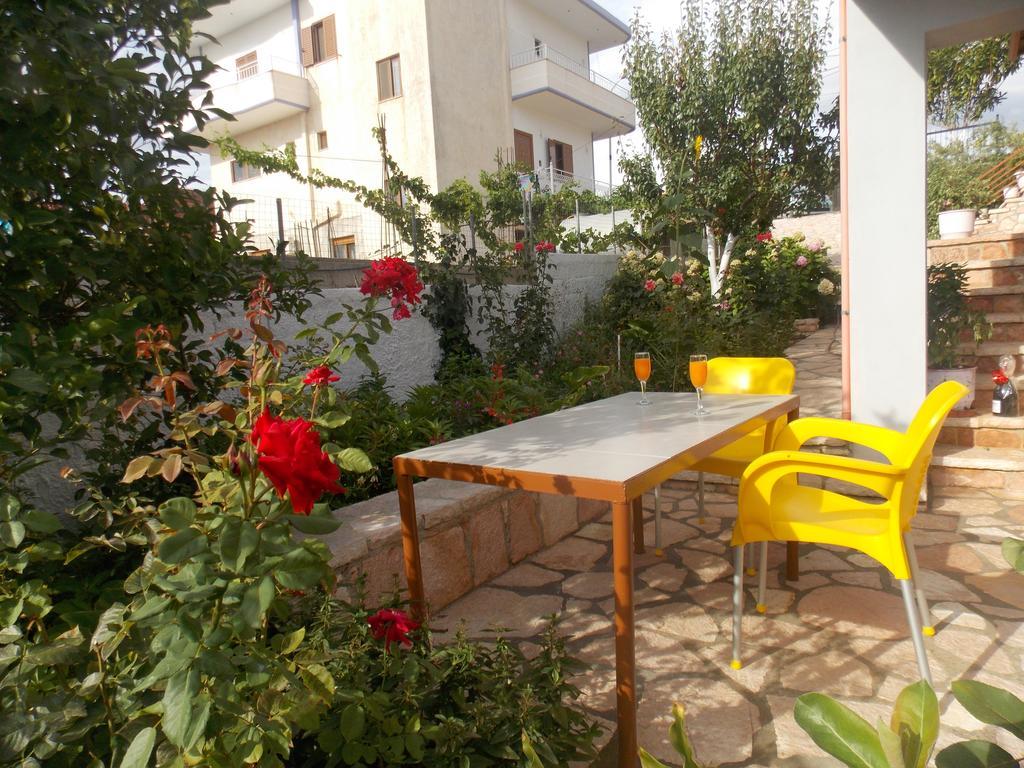 Natural Holiday Houses Εξαμίλιο Εξωτερικό φωτογραφία