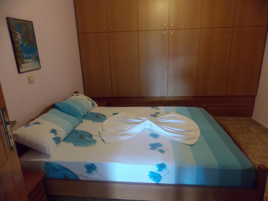Natural Holiday Houses Εξαμίλιο Εξωτερικό φωτογραφία