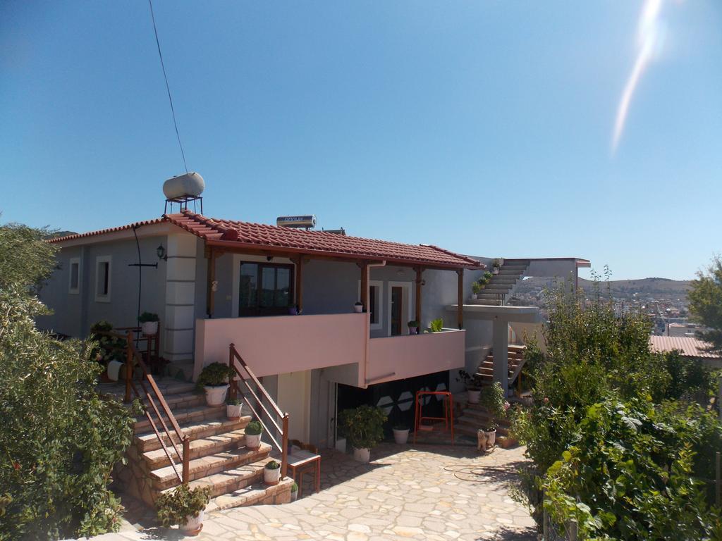 Natural Holiday Houses Εξαμίλιο Εξωτερικό φωτογραφία