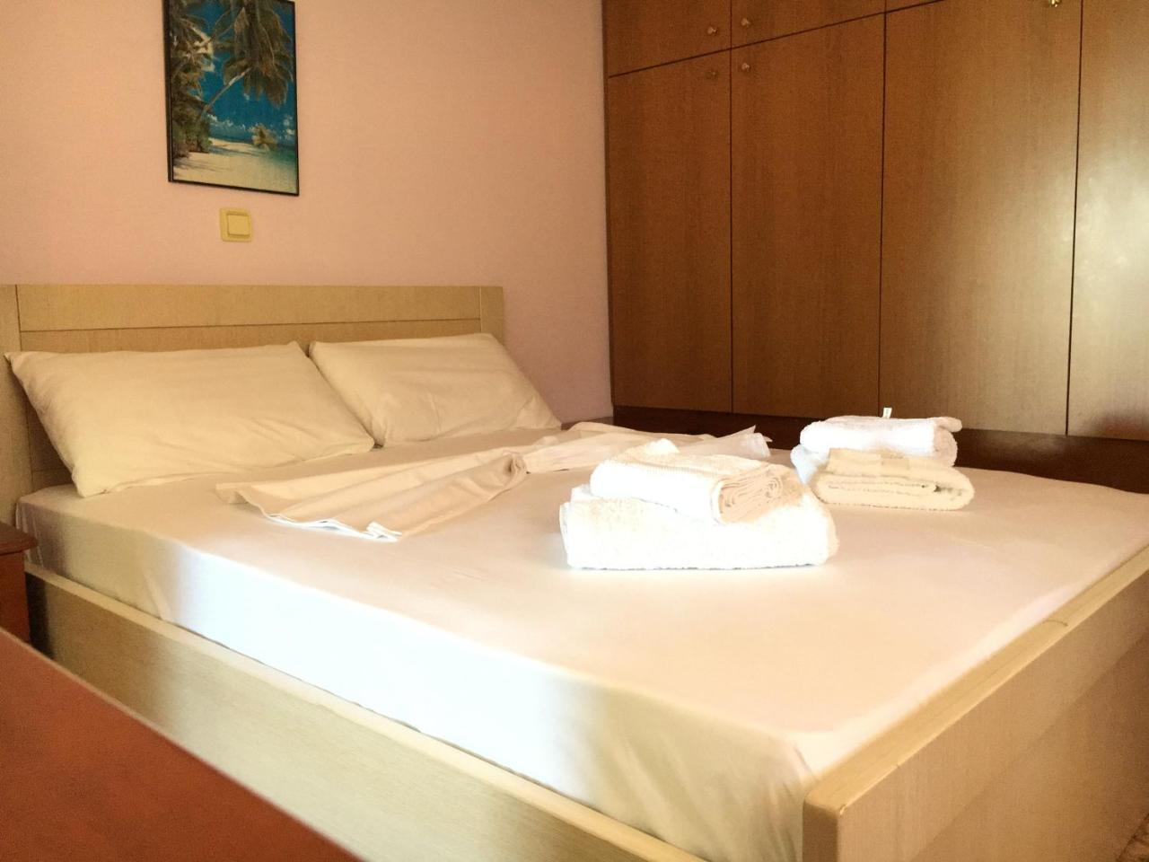 Natural Holiday Houses Εξαμίλιο Εξωτερικό φωτογραφία