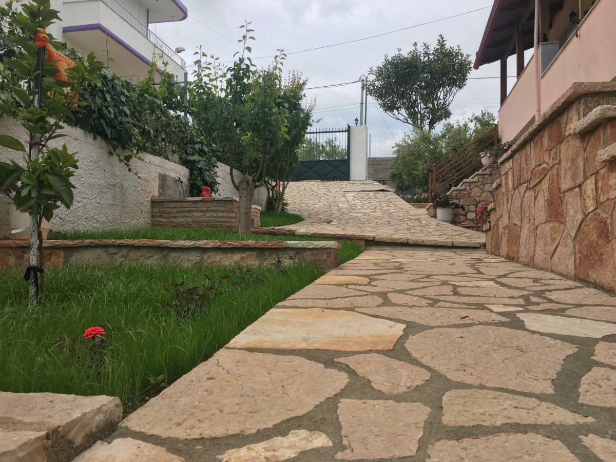 Natural Holiday Houses Εξαμίλιο Εξωτερικό φωτογραφία