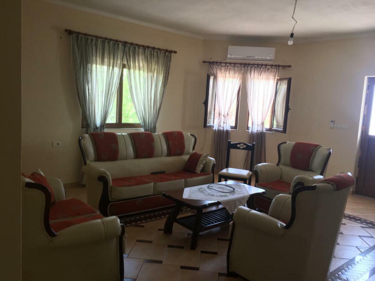 Natural Holiday Houses Εξαμίλιο Εξωτερικό φωτογραφία