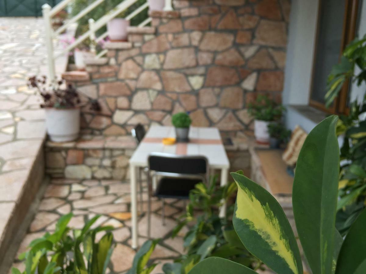 Natural Holiday Houses Εξαμίλιο Εξωτερικό φωτογραφία