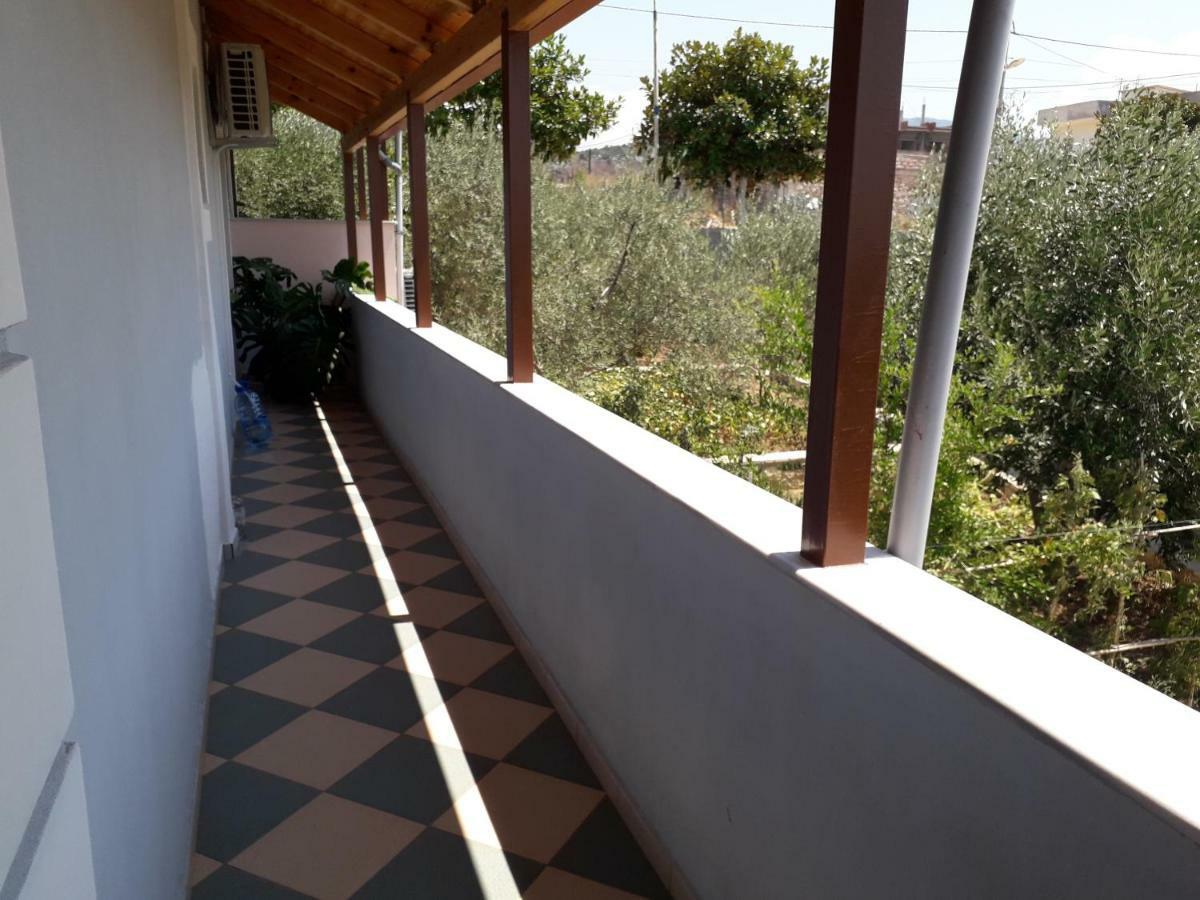 Natural Holiday Houses Εξαμίλιο Δωμάτιο φωτογραφία
