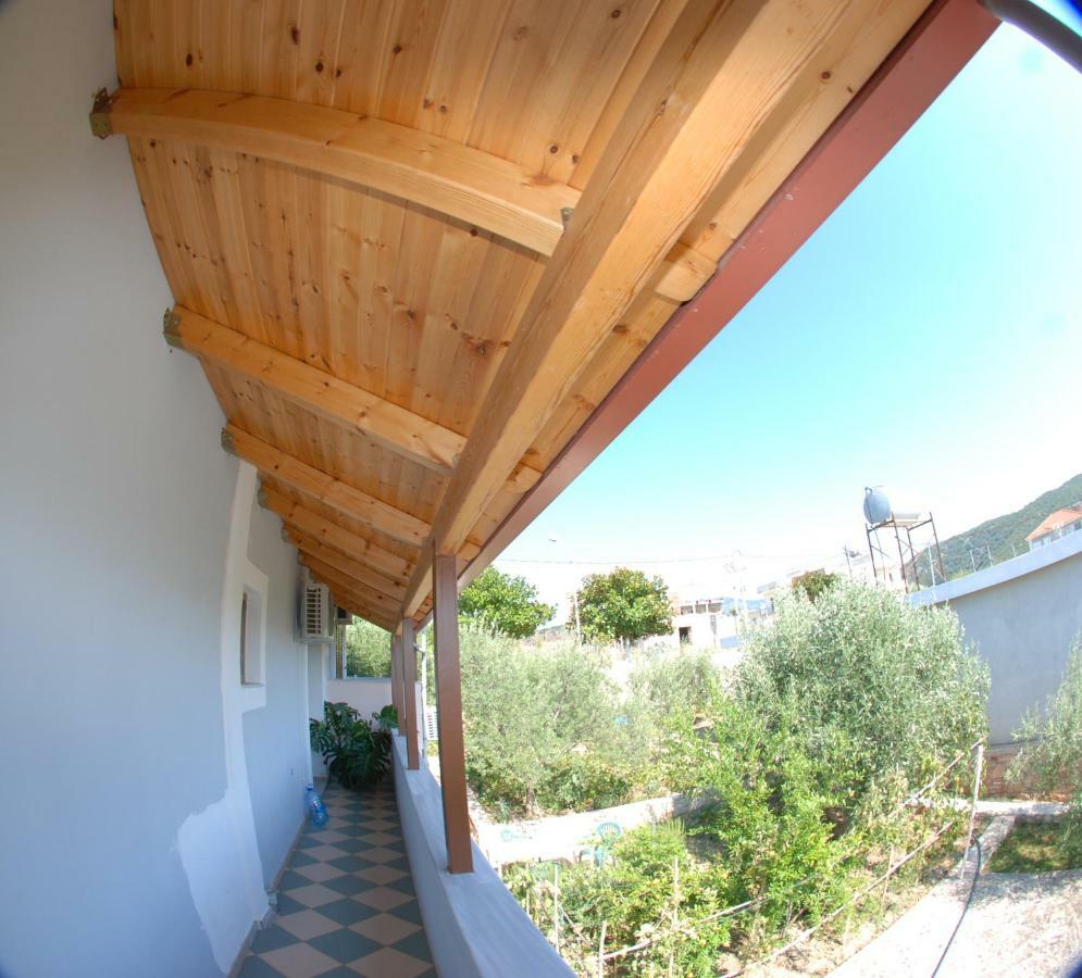 Natural Holiday Houses Εξαμίλιο Εξωτερικό φωτογραφία